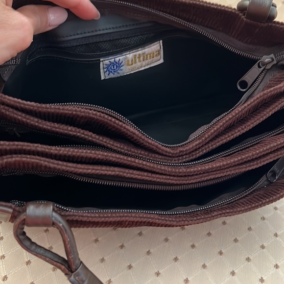 Brown corduroy handbag w/ metallic hardware - Picture 15 of 16